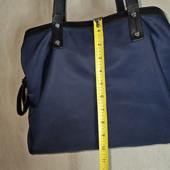 Calvin Klein
Navy Blue Purse Lane Nylon Triple Compartment Tote Handbag - Picture 16 of 16